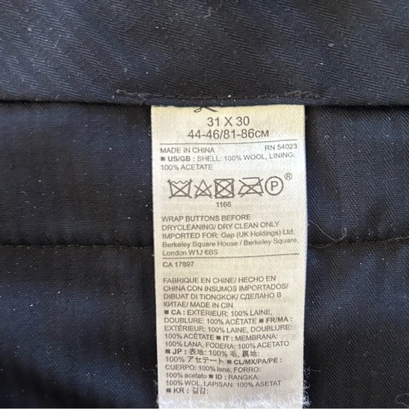 Men’s Banana Republic Navy Pinstriped Suit, 100% Wool, Pant:31x30, Jacket:38S/C - Picture 12 of 12